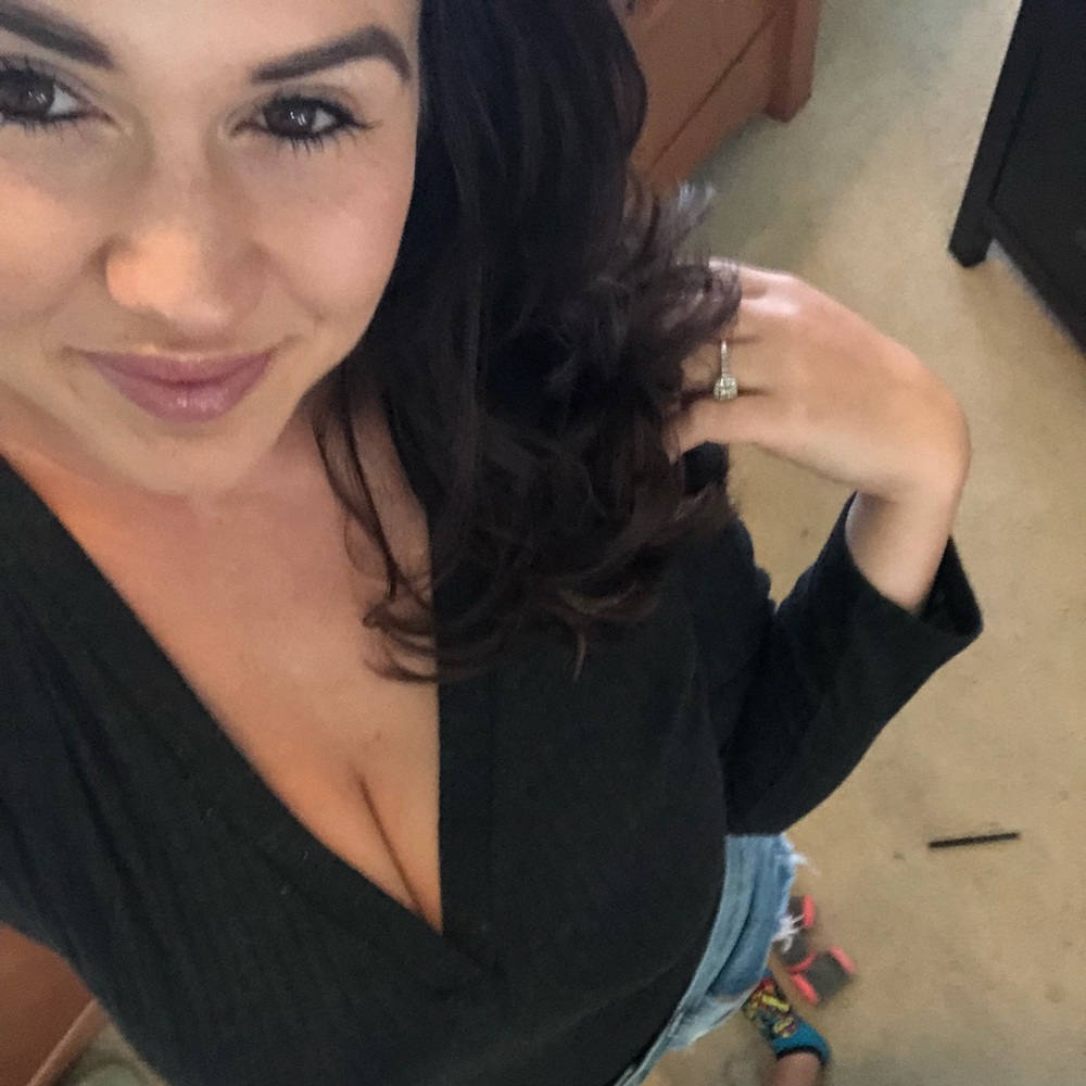 Meet your Posher, Melissa